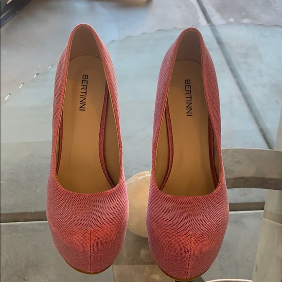 Pink Platforms - Picture 3 of 5